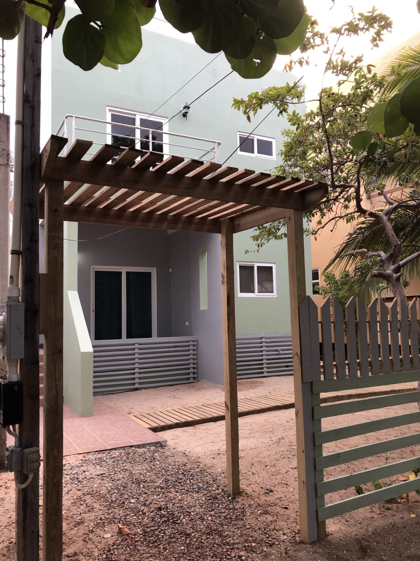 Placencia in October: Weather, Rates, and What to Do 1 Placencia Belize Condo - MeMe's Place